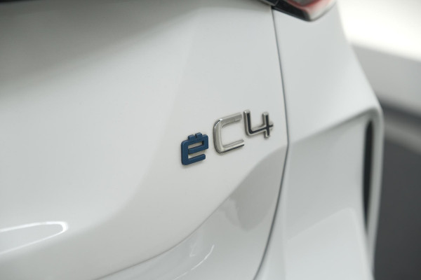 Citroën Ë-C4 Live 50 kWh | 11 KW lader | 93,1% SOH | Apple Carplay | Parkeersensoren | LED