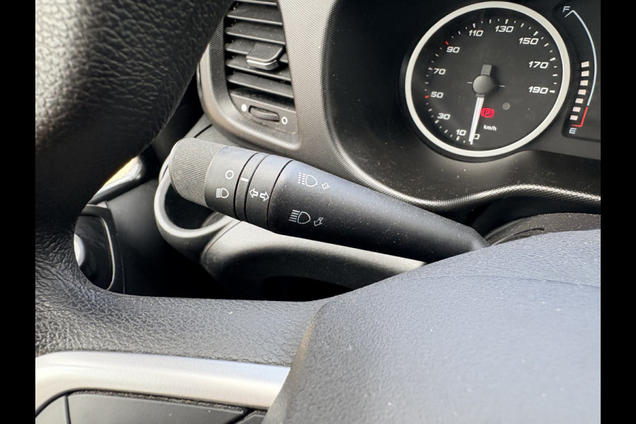 Iveco Daily 35C16 3.0 160PK Bakwagen Laadklep Zijdeur Camera Climate Control Bluetooth Meubelbak Koffer