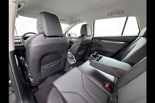 Škoda ENYAQ iV 60 SOH 95% Camera Navi Ecc Apple Carplay Android Auto DAB Cruise Control Led Isofix Lmv Keyless-go Rijstrooksensor 1e Eigenaar Origineel Nederlandse Auto