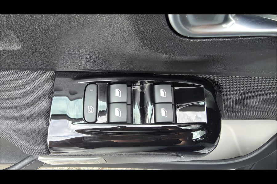 Citroën C3 1.2 PureTech Shine | Camera | Navigatie | Apple/Android CarPlay