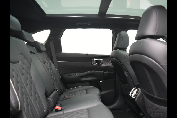 Kia Sorento 1.6 T-GDI 4WD ExecutiveLine PHEV 265pk | Trekhaak Afn. | Panodak | Head Up | Adaptive Cruise | 360 Camera | Bose Audio | Lederen Sportstoelen Memory & Ventilatie | Stoelen & Stuur Verwarmd | Blis | Keyless | Apple Carplay | Plug In Hybrid |