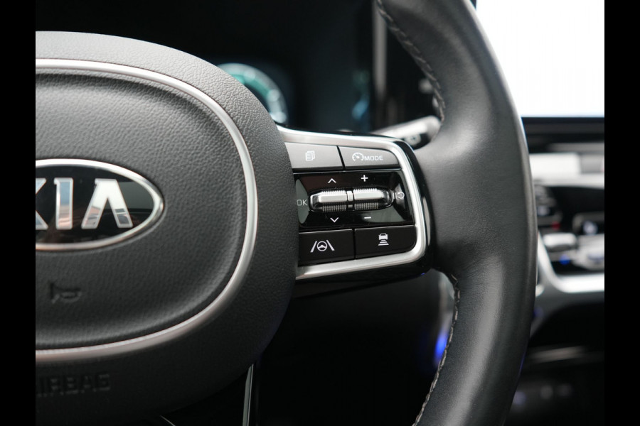 Kia Sorento 1.6 T-GDI 4WD ExecutiveLine PHEV 265pk | Trekhaak Afn. | Panodak | Head Up | Adaptive Cruise | 360 Camera | Bose Audio | Lederen Sportstoelen Memory & Ventilatie | Stoelen & Stuur Verwarmd | Blis | Keyless | Apple Carplay | Plug In Hybrid |