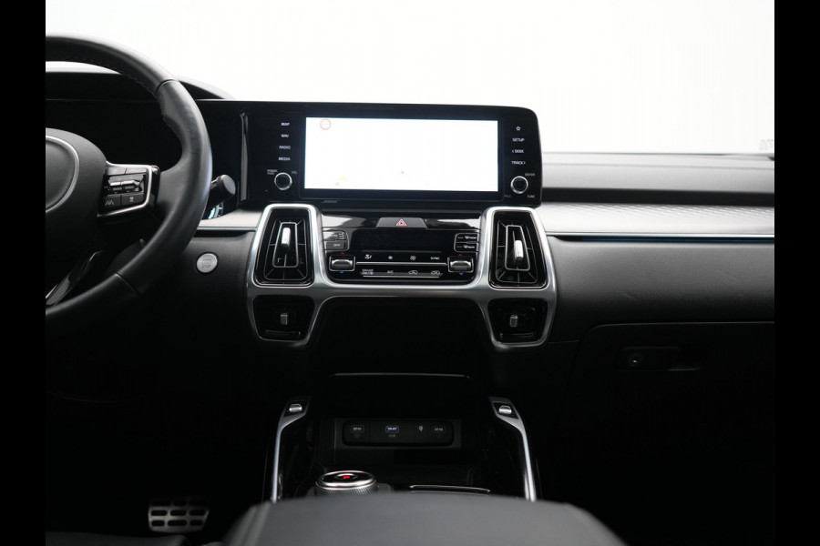 Kia Sorento 1.6 T-GDI 4WD ExecutiveLine PHEV 265pk | Trekhaak Afn. | Panodak | Head Up | Adaptive Cruise | 360 Camera | Bose Audio | Lederen Sportstoelen Memory & Ventilatie | Stoelen & Stuur Verwarmd | Blis | Keyless | Apple Carplay | Plug In Hybrid |