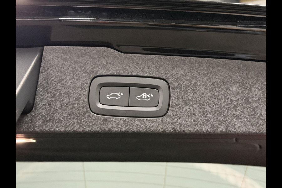 Volvo V60 2.0 T6 Plug-in hybrid AWD Plus Dark Open dak | Harman/Kardon | Adapt. cruise | 360 camera | Verwarmde voorruit | Stuur-/Stoelverwarming | Google | Keyless