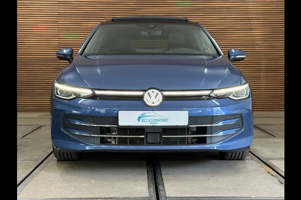 Volkswagen Golf 8.5 1.5 eTSI Style 50Jahre |Garantie t/m 2029 | Pano | DCC | Head-Up | ErgoActive | ACC | IQ LED +| Camera |