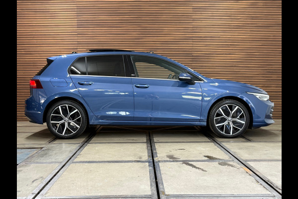 Volkswagen Golf 8.5 1.5 eTSI Style 50Jahre |Garantie t/m 2029 | Pano | DCC | Head-Up | ErgoActive | ACC | IQ LED +| Camera |