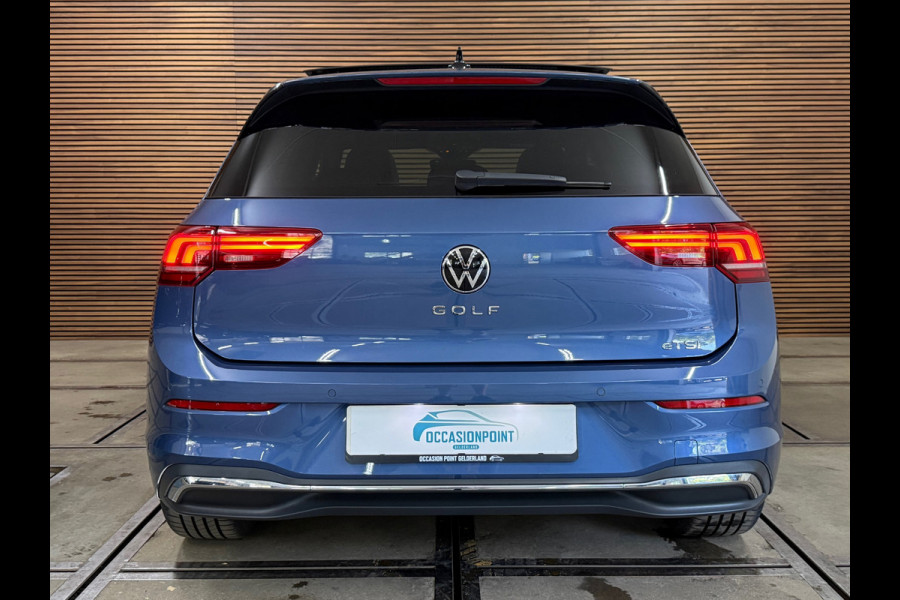 Volkswagen Golf 8.5 1.5 eTSI Style 50Jahre |Garantie t/m 2029 | Pano | DCC | Head-Up | ErgoActive | ACC | IQ LED +| Camera |