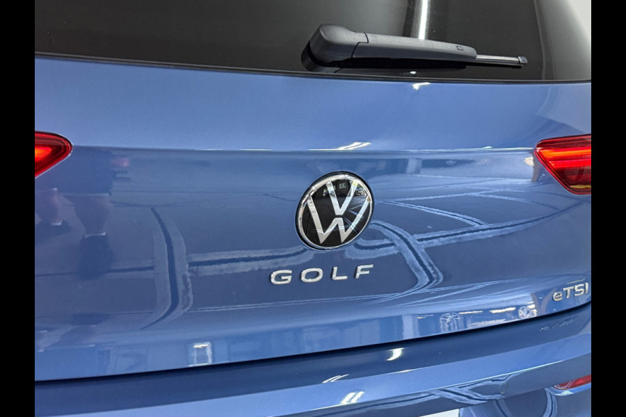 Volkswagen Golf 8.5 1.5 eTSI Style 50Jahre |Garantie t/m 2029 | Pano | DCC | Head-Up | ErgoActive | ACC | IQ LED +| Camera |