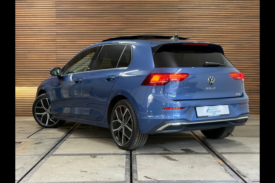 Volkswagen Golf 8.5 1.5 eTSI Style 50Jahre |Garantie t/m 2029 | Pano | DCC | Head-Up | ErgoActive | ACC | IQ LED +| Camera |