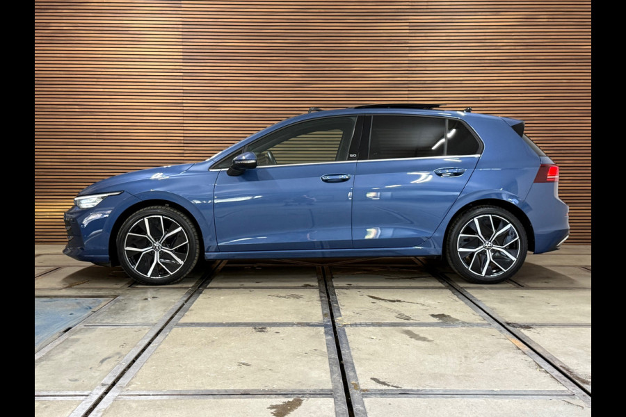 Volkswagen Golf 8.5 1.5 eTSI Style 50Jahre |Garantie t/m 2029 | Pano | DCC | Head-Up | ErgoActive | ACC | IQ LED +| Camera |