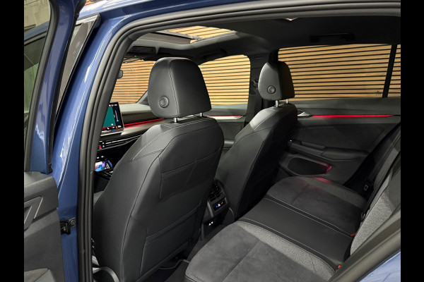 Volkswagen Golf 8.5 1.5 eTSI Style 50Jahre |Garantie t/m 2029 | Pano | DCC | Head-Up | ErgoActive | ACC | IQ LED +| Camera |