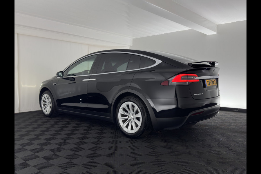 Tesla Model X 75D Base [ 7-Pers. ] [3-Fase-17kW] {SoH-84%} (INCL-BTW) Aut. *PANO-WINDOW | AUTOPILOT | LEATHER-FABRIC | NAVI-FULLMAP | FULL-LED | AIRSUSPENSION | DIGI-COCKPIT | CCS-FASTLOADER | KEYLESS | DAB+ | HEATED-SPORTSEATS | PRIVACY-GLASS | 20"A