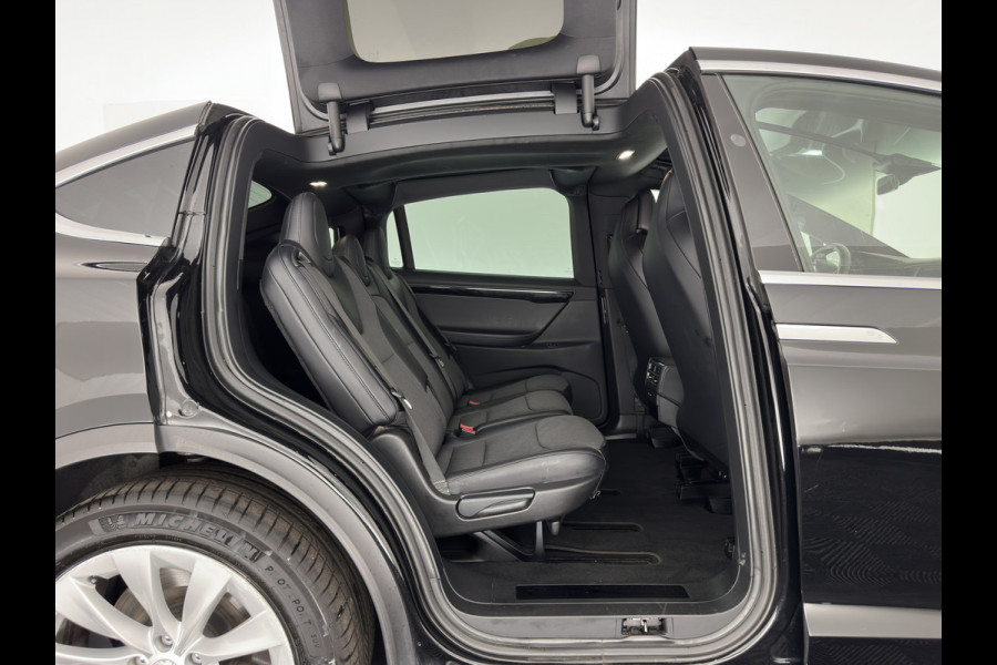 Tesla Model X 75D Base [ 7-Pers. ] [3-Fase-17kW] {SoH-84%} (INCL-BTW) Aut. *PANO-WINDOW | AUTOPILOT | LEATHER-FABRIC | NAVI-FULLMAP | FULL-LED | AIRSUSPENSION | DIGI-COCKPIT | CCS-FASTLOADER | KEYLESS | DAB+ | HEATED-SPORTSEATS | PRIVACY-GLASS | 20"A