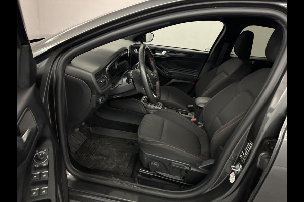 Ford FOCUS Wagon 1.0 EcoBoost Hybrid ST Line X | Winter Pack | Bang & Olufsen Audio | Navigatie |