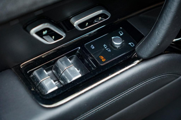 Land Rover Range Rover Sport 3.0 P440e Dynamic HSE / Pano / NL Auto / Trekhaak / Meridian 3D / Stoelkoeling / 23'' Urban