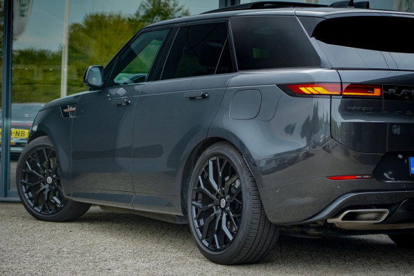 Land Rover Range Rover Sport 3.0 P440e Dynamic HSE / Pano / NL Auto / Trekhaak / Meridian 3D / Stoelkoeling / 23'' Urban