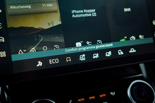 Land Rover Range Rover Sport 3.0 P440e Dynamic HSE / Pano / NL Auto / Trekhaak / Meridian 3D / Stoelkoeling / 23'' Urban