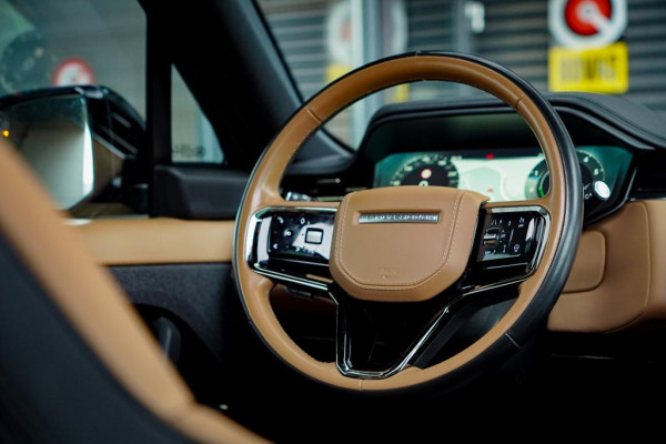 Land Rover Range Rover Sport 3.0 P440e Dynamic HSE / Pano / NL Auto / Trekhaak / Meridian 3D / Stoelkoeling / 23'' Urban
