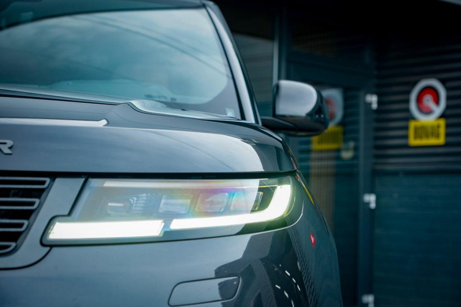 Land Rover Range Rover Sport 3.0 P440e Dynamic HSE / Pano / NL Auto / Trekhaak / Meridian 3D / Stoelkoeling / 23'' Urban