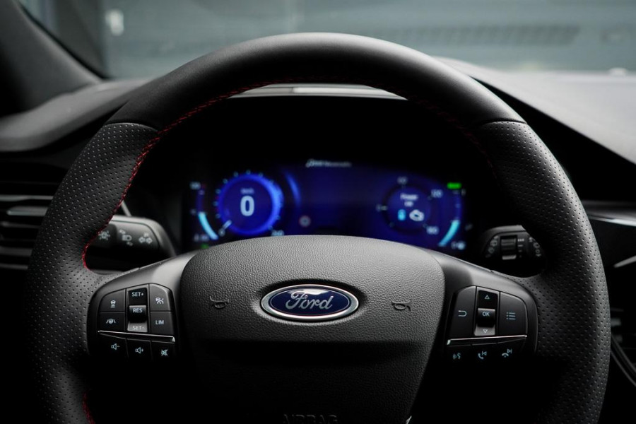 Ford Kuga 2.5 PHEV ST-Line X Trekhaak / Driver assistance / Winter Pack / Incl BTW