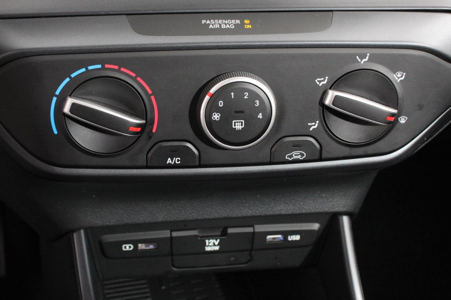 Hyundai i20 1.0 T-GDI Comfort Navigatie Apple Carplay/Android Auto Camera Stoel/Stuurverwarming  16 Inch Lichtmetalen Velgen Privacy Glass Climate Contro|