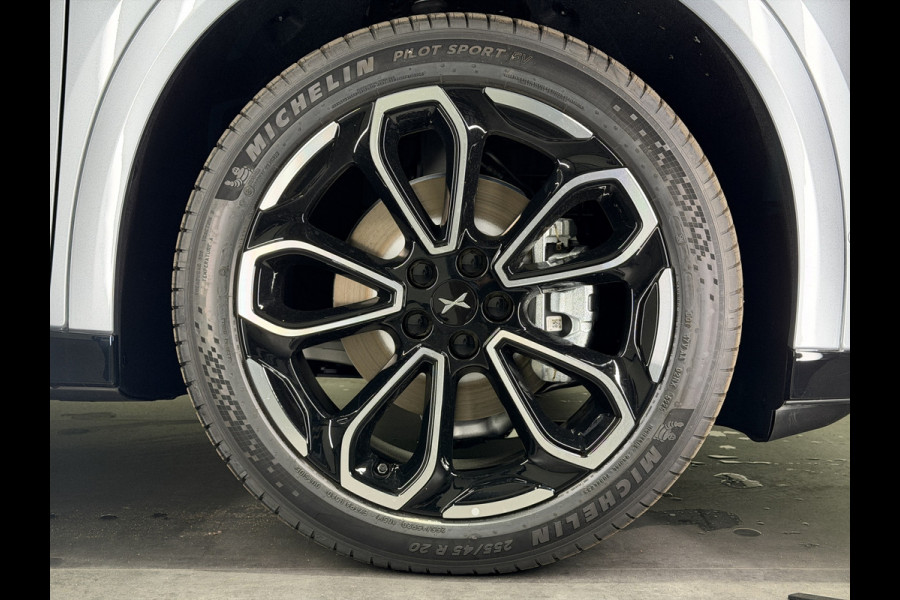 XPeng G6 RWD Long Range | Donker Interieur