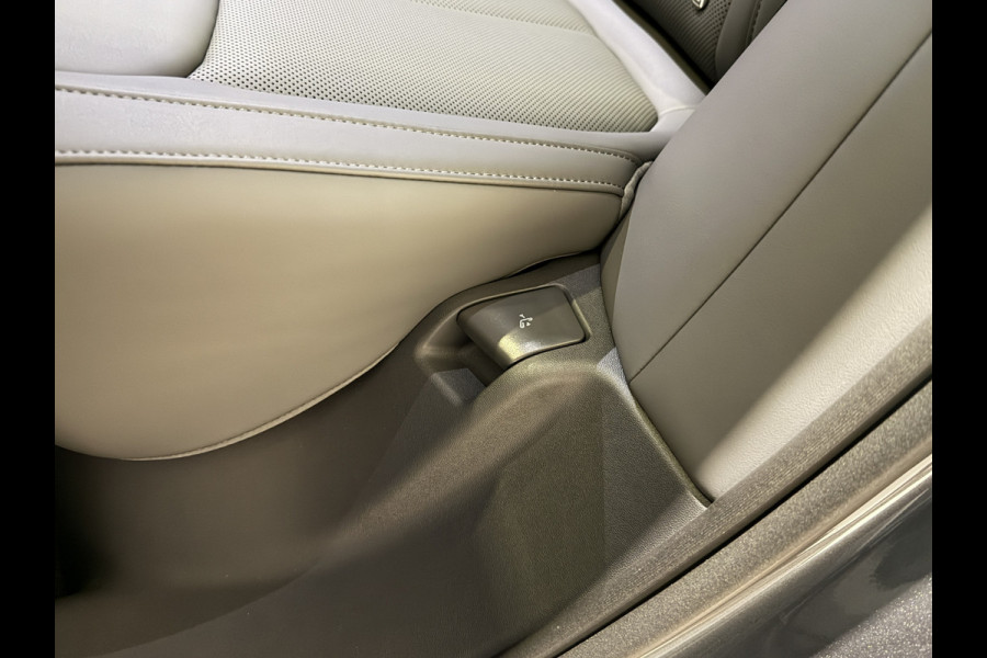 XPeng G6 RWD Long Range | Donker Interieur