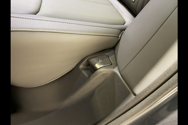XPeng G6 RWD Long Range | Donker Interieur