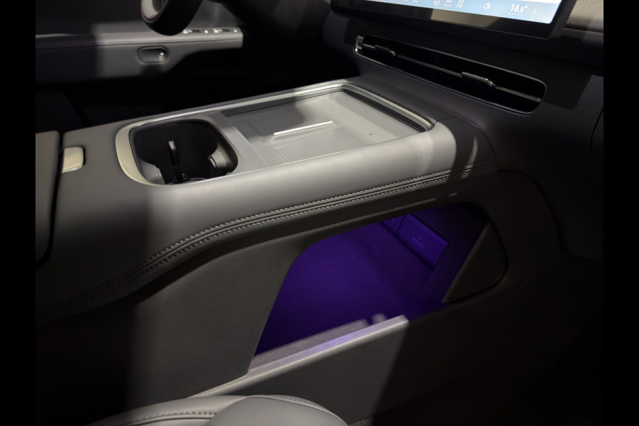 XPeng G6 RWD Long Range | Donker Interieur