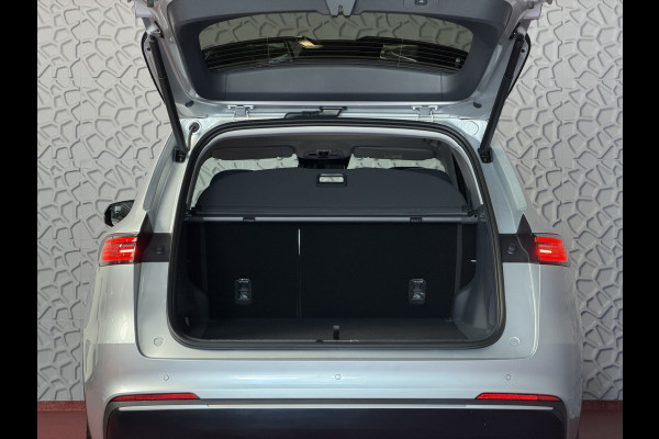 GEELY Starray EM-i MAX+ PHEV LONG RANGE NIEUWE AUTO | 29,8 kWh ACCU | 136 KM WLTP | PANORAMADAK | STOELVERWARMING/KOELING | LEER | MET MASSAGE