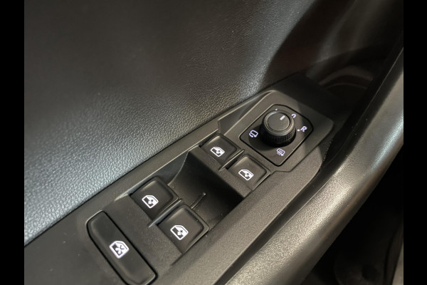 Volkswagen Polo 1.0 TSI Life Navigatie App Connect / Android Auto / Apple Carplay Airco Lichtmetalen Velgen Digitale Cockpit Cruise Control