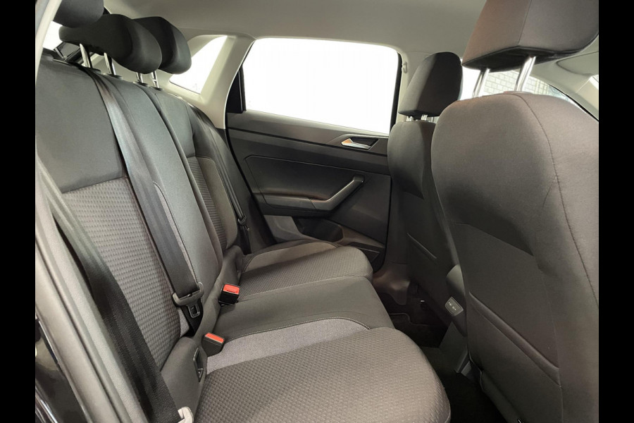 Volkswagen Polo 1.0 TSI Life Navigatie App Connect / Android Auto / Apple Carplay Airco Lichtmetalen Velgen Digitale Cockpit Cruise Control