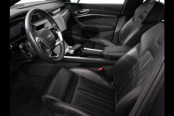 Audi e-tron 50 quattro S-Line edition Panoramadak Navigatie Camera Parkeersensoren Elektrische achterklep Elektrische stoelen en verwarmd Virtual Cockpit Climate Control