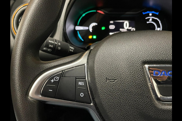 Dacia Spring Comfort Plus (Orange Pack) 27 kWh|AIRCO|LEDER|CARPLAY|CRUISE CTRL|ACHTERUITRIJCAMERA|NAVI|PARKEERSENS|LMV|NIEUWSTAAT|