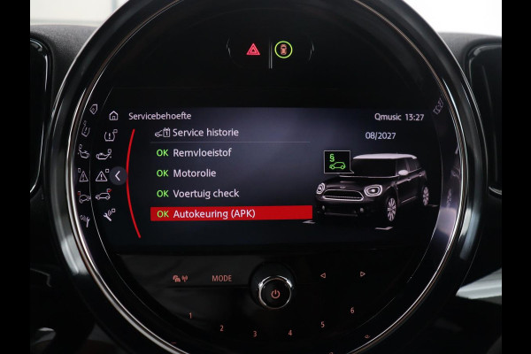 MINI Countryman 1.5 Cooper Classic | Leder | Cruise control | Stoelverwarming | Camera | Park assist | Navigatie | Carplay | Sfeerverlichting | Climate control | Trekhaak | 18" velgen