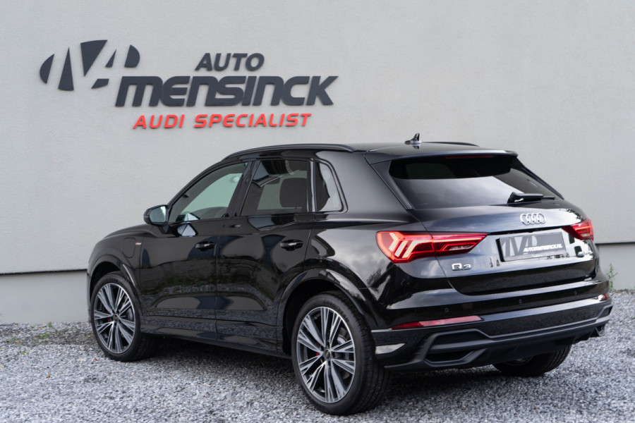 Audi Q3 45 TFSI e S-line/ 20 Inch/ Achter Camera/ s-line interieur/ 180kW