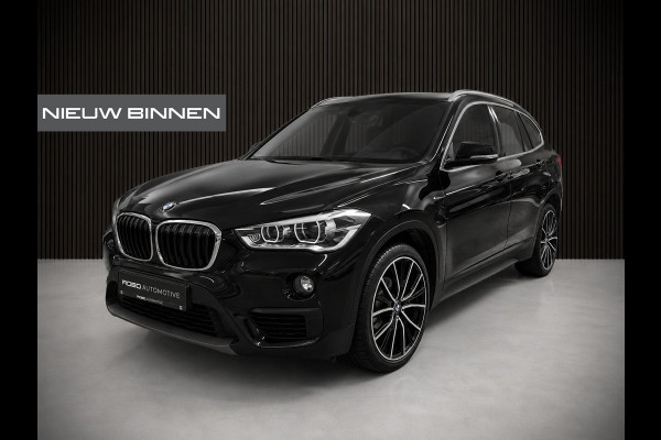 BMW X1 sDrive18i Executive Edition | Stoelverwarming | Head-Up Display | Cruise Control | Parkeersensoren | Navigatie | Keyless | LED | HIFI | Elektrische Achterklep | NAP | Automaat | Dealer Onderhouden