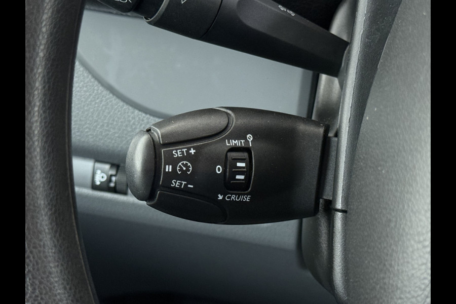 Citroën Jumpy 2.0HDI 120 XL L3 Ecc Cruise Control Dodehoek Assist Bluetooth Regen-Lichtsensor Pdc Betonplex Vloer Wandbetimmering Schuifdeur 1e Eigenaar Origineel Nederlandse Auto