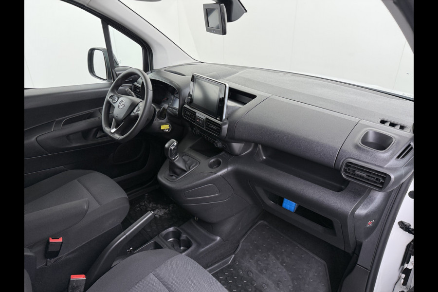 Opel Combo 1.5D 102PK Trekhaak Inbouwkast Navi Camera Apple Carplay Android Auto Airco Pdc Cruise Control DAB Bluetooth Betonplex Vloer Wandbetimmering 1.000KG Trekgewicht 1e Eigenaar Origineel Nederlandse Auto