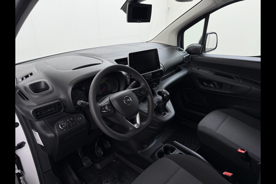 Opel Combo 1.5D 102PK Trekhaak Inbouwkast Navi Camera Apple Carplay Android Auto Airco Pdc Cruise Control DAB Bluetooth Betonplex Vloer Wandbetimmering 1.000KG Trekgewicht 1e Eigenaar Origineel Nederlandse Auto