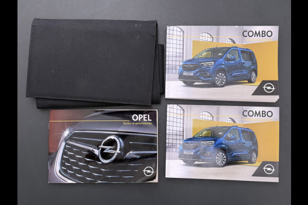 Opel Combo 1.5D 102PK Trekhaak Inbouwkast Navi Camera Apple Carplay Android Auto Airco Pdc Cruise Control DAB Bluetooth Betonplex Vloer Wandbetimmering 1.000KG Trekgewicht 1e Eigenaar Origineel Nederlandse Auto