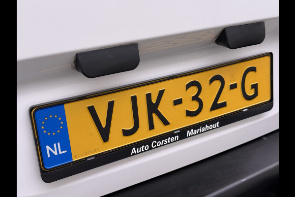 Opel Combo 1.5D 102PK Trekhaak Inbouwkast Navi Camera Apple Carplay Android Auto Airco Pdc Cruise Control DAB Bluetooth Betonplex Vloer Wandbetimmering 1.000KG Trekgewicht 1e Eigenaar Origineel Nederlandse Auto