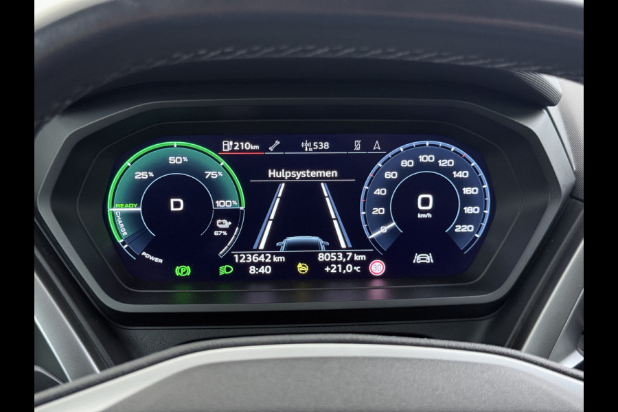 Audi Q4 e-tron 35 Launch Edition Sport Advanced SOH 92% Sportstoelen+Verwarmd Apple Carplay Android Auto Navi Ecc Pdc Cruise Control Elek.Achterklep Isofix Matrix-Led Lmv DAB Bluetooth Keyless 1e Eigenaar Origineel Nederlandse Auto