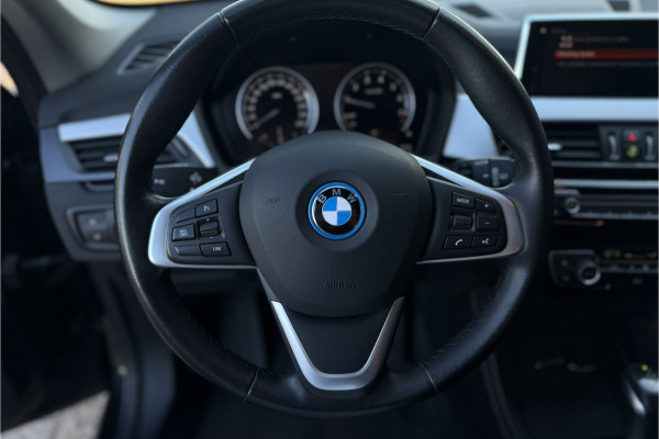 BMW X1 xDrive25e | Leder | Stoelverwarming | PDC V+A | LED | NAVI | 35X op voorraad