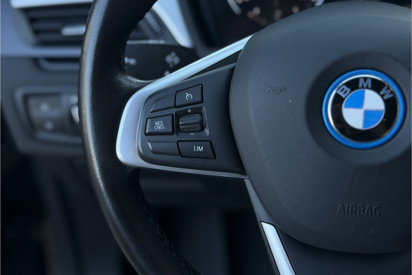 BMW X1 xDrive25e | Leder | Stoelverwarming | PDC V+A | LED | NAVI | 35X op voorraad