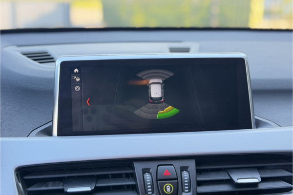 BMW X1 xDrive25e | Leder | Stoelverwarming | PDC V+A | LED | NAVI | 35X op voorraad