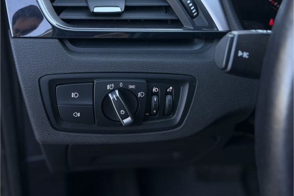 BMW X1 xDrive25e | Leder | Stoelverwarming | PDC V+A | LED | NAVI | 35X op voorraad