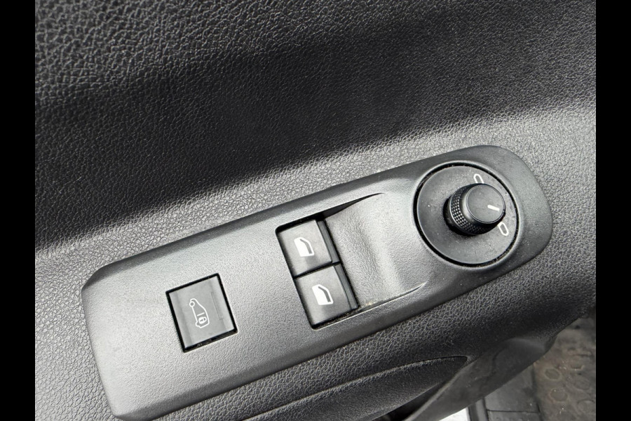 Opel Combo 1.5D L1H1 Edition | Navigatie | DAB | Parkeersensoren | Carplay | Cruise Control |