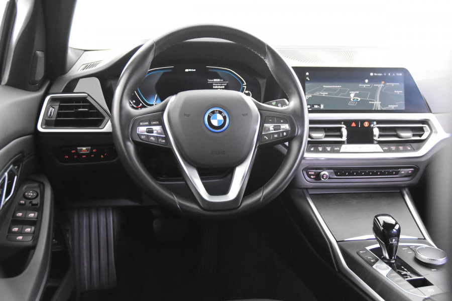 BMW 3 Serie 320 e Touring *1ste Eigenaar*Leer*Stoelverwarming*Navigatie*PDC*