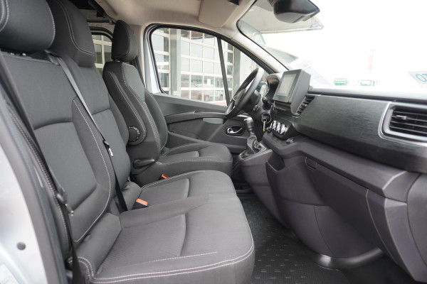 Renault Trafic 2.0 Blue dCi 170PK T30 L2H2 Invalide vervoer / ideaal voor camper nr. V186 | Airco | Cruise | Navi | trekhaak (marge auto INCL BPM)
